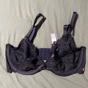 Nwot SavageXfenty black lace bra